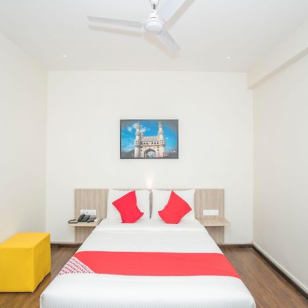 Airport Hotel Hsp New Delhi Eksteriør bilde