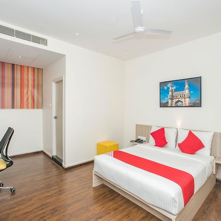 Airport Hotel Hsp New Delhi Eksteriør bilde