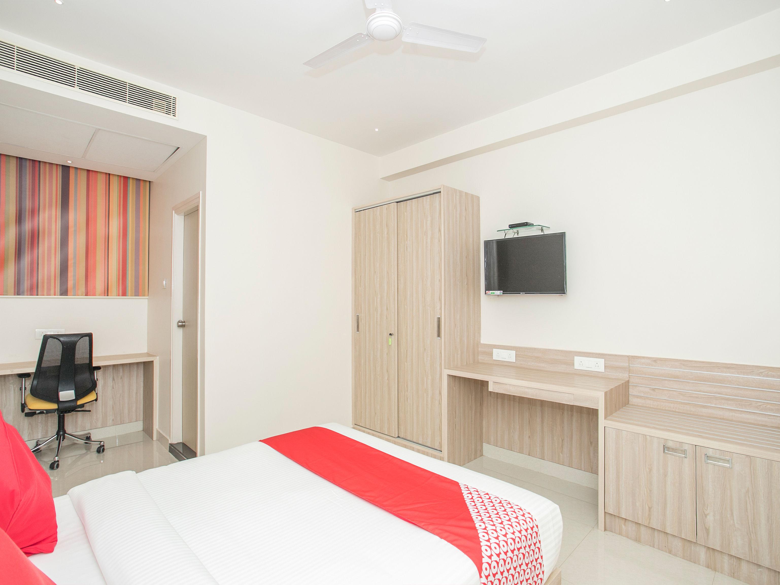 Airport Hotel Hsp New Delhi Eksteriør bilde