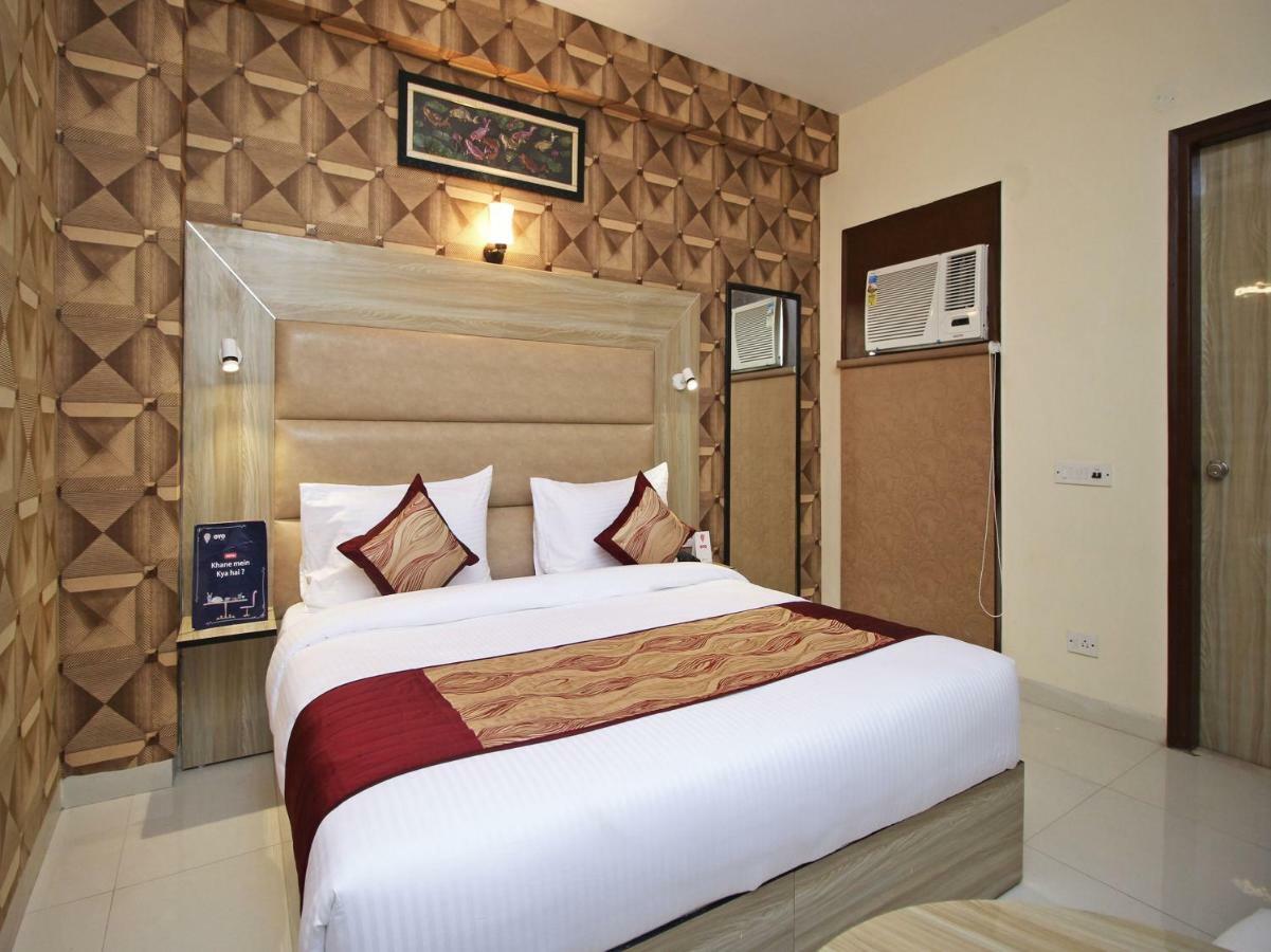 Airport Hotel Hsp New Delhi Eksteriør bilde